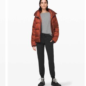 Lululemon On the Fly Jogger *Luxtreme Size 6